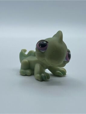 IGUANA #374 - Authentic Littlest Pet Shop - Hasbro LPS Purple Eyes 2007